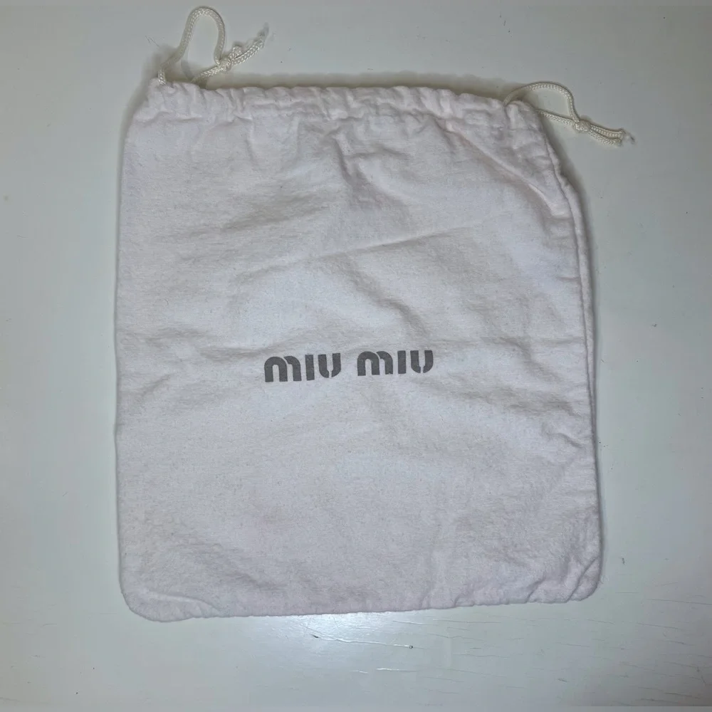 Miu Miu Cream Dust Bags 9,5”x 10,5”